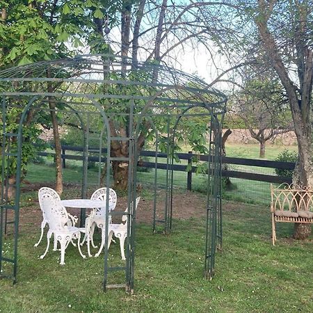 Bed and Breakfast Chez Zoiseau Et Zoiseautte Chassigny Zewnętrze zdjęcie